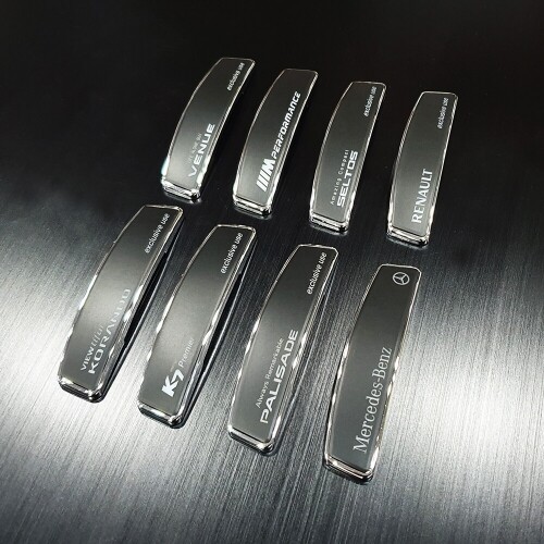 닥쏘오토,블랙 쉴드 엠블럼 도어가드 싼타페MX5